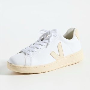 NWT VEJA Urca sneaker sz 36